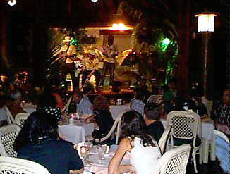 Negril Cabins Dining Entertainment