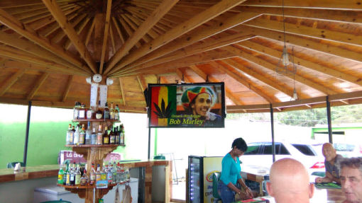 Quality Traders Misti Blue Bar - Negril Jamaica